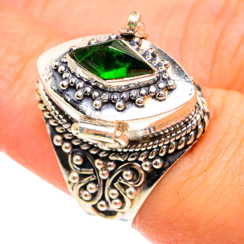 Chrome Diopside Rings handcrafted by Anasilvercos - RING76200