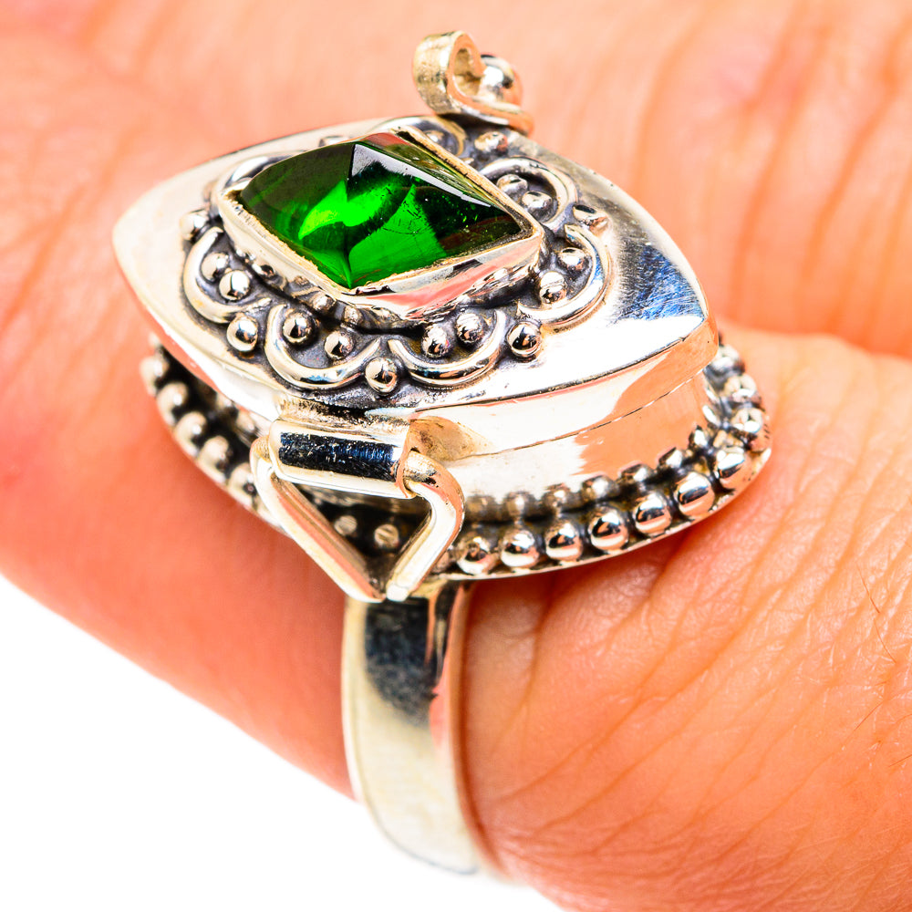 Chrome Diopside Rings handcrafted by Anasilvercos - RING76596