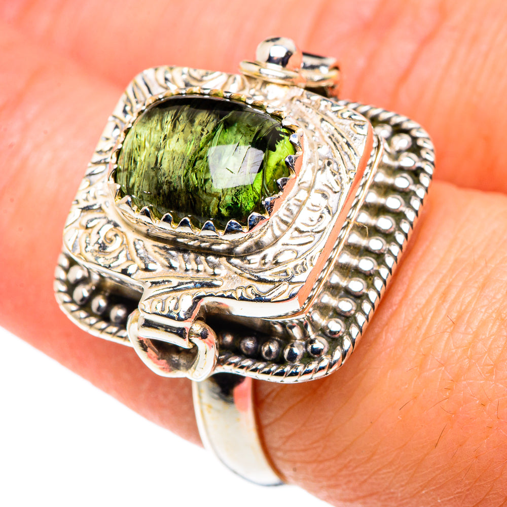 Green Tourmaline Rings handcrafted by Anasilvercos - RING90550