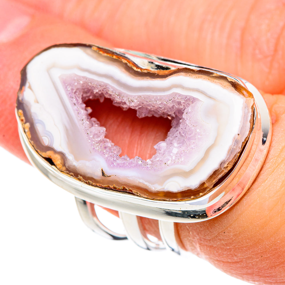 White Geode Slice Rings handcrafted by Anasilvercos - RING91564