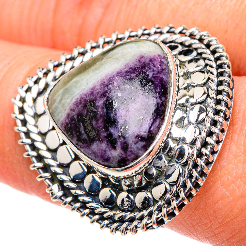 Chevron Amethyst Rings handcrafted by Anasilvercos - RING95065
