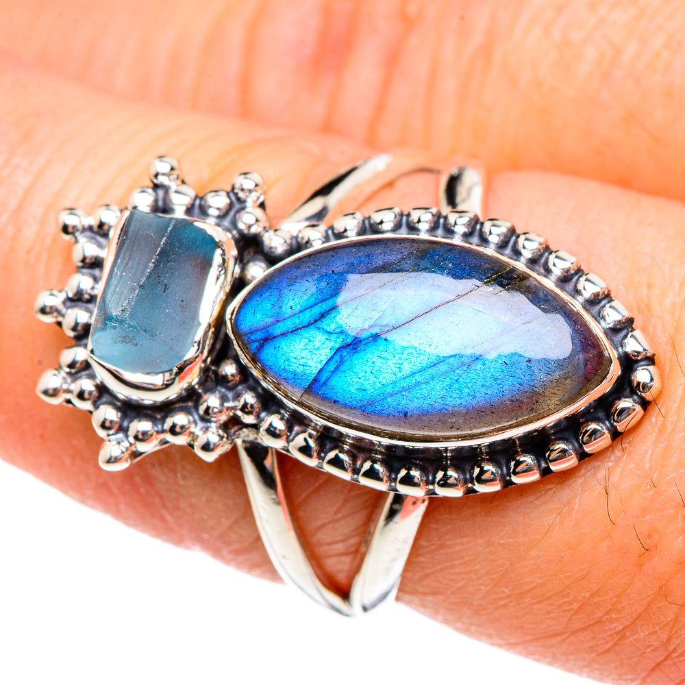 Labradorite Rings handcrafted by Anasilvercos - RING95256