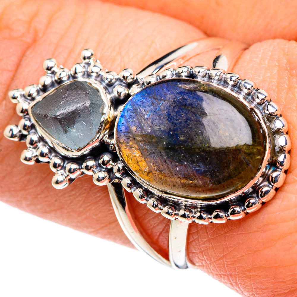Labradorite Rings handcrafted by Anasilvercos - RING95637