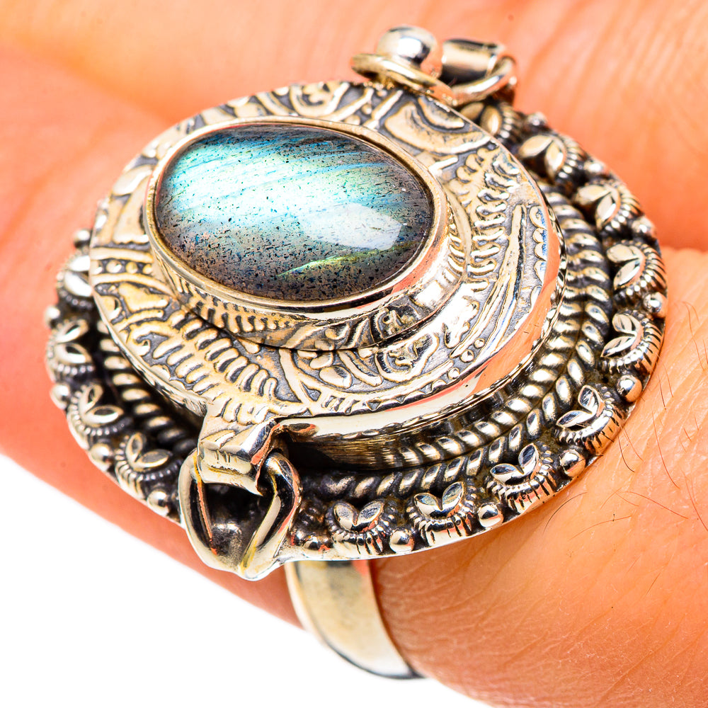 Labradorite Rings handcrafted by Anasilvercos - RING97623