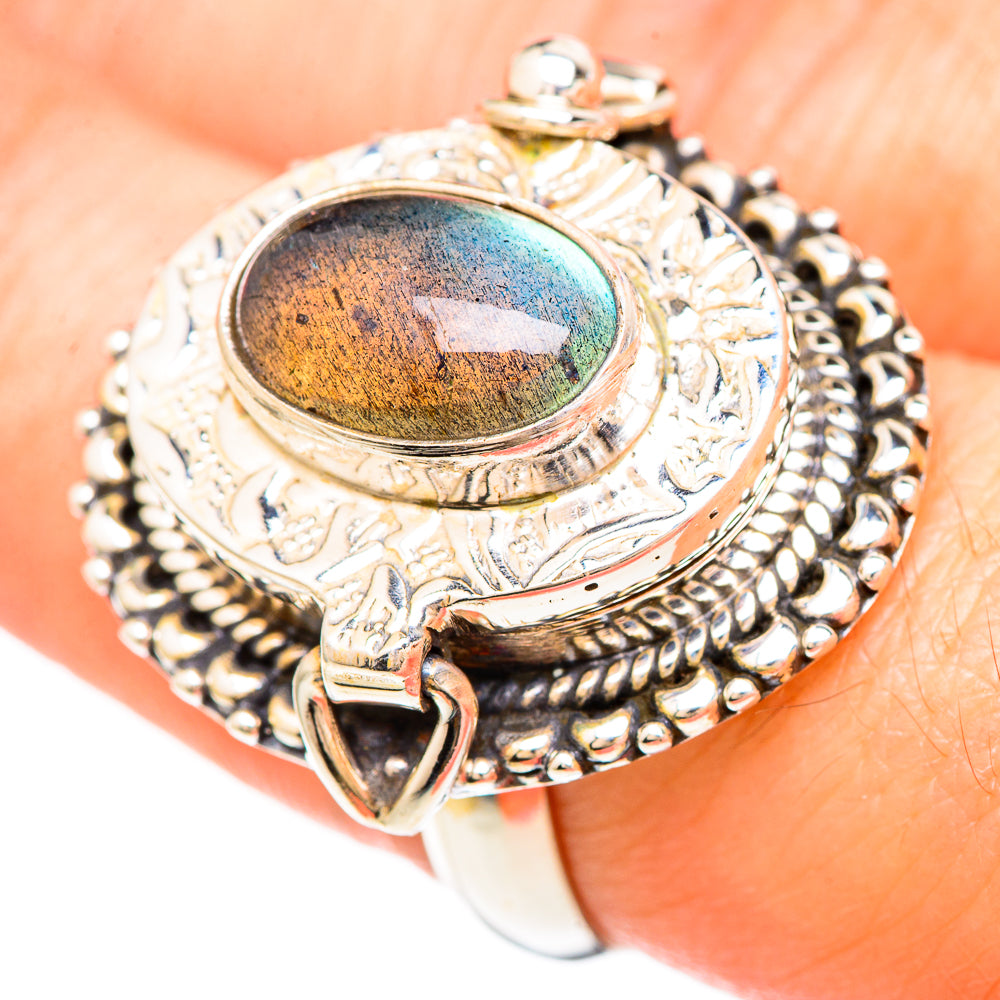 Labradorite Rings handcrafted by Anasilvercos - RING99516