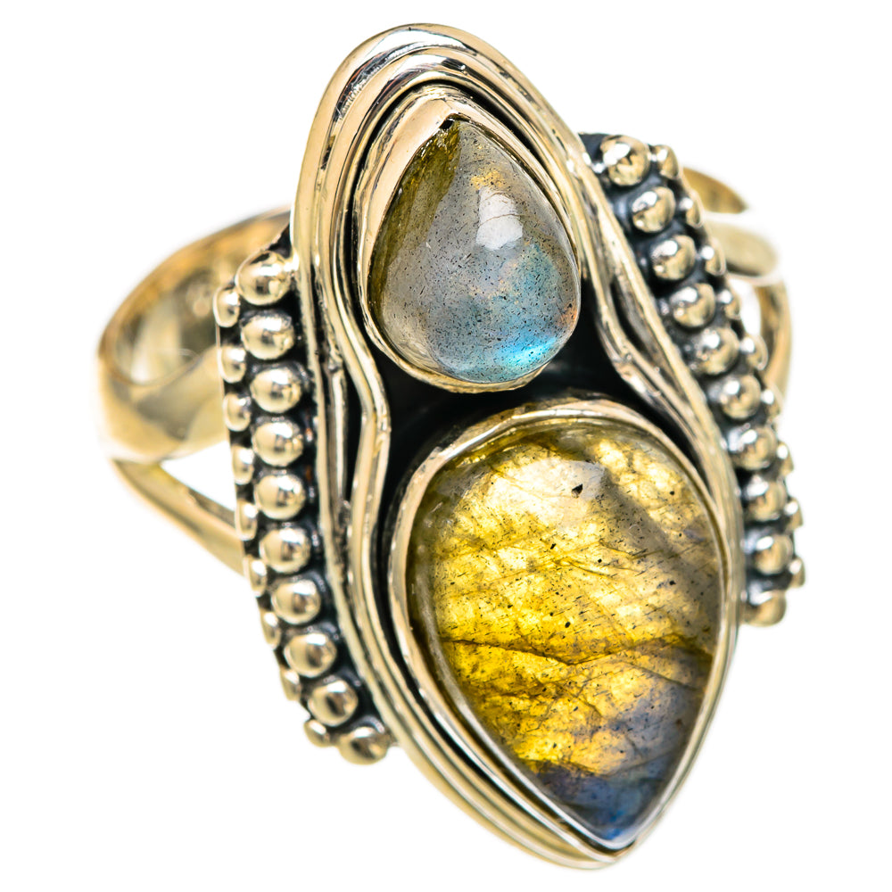 Labradorite Rings handcrafted by Anasilvercos - RING104526 - Photo 2