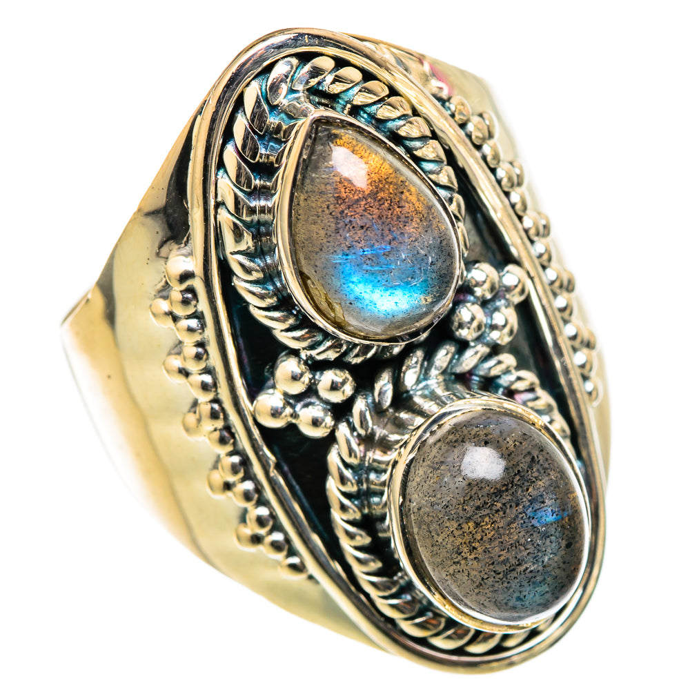 Labradorite Rings handcrafted by Anasilvercos - RING105482 - Photo 2