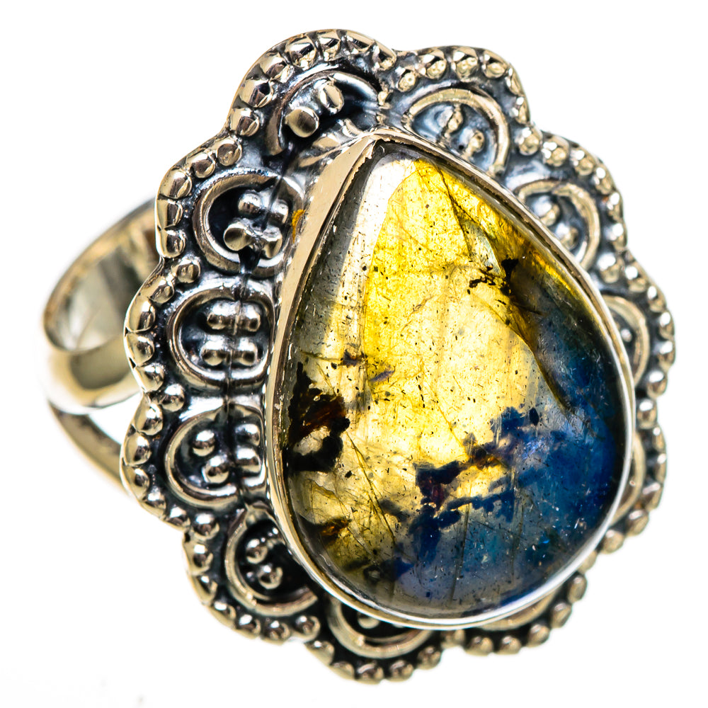 Labradorite Rings handcrafted by Anasilvercos - RING106572 - Photo 2