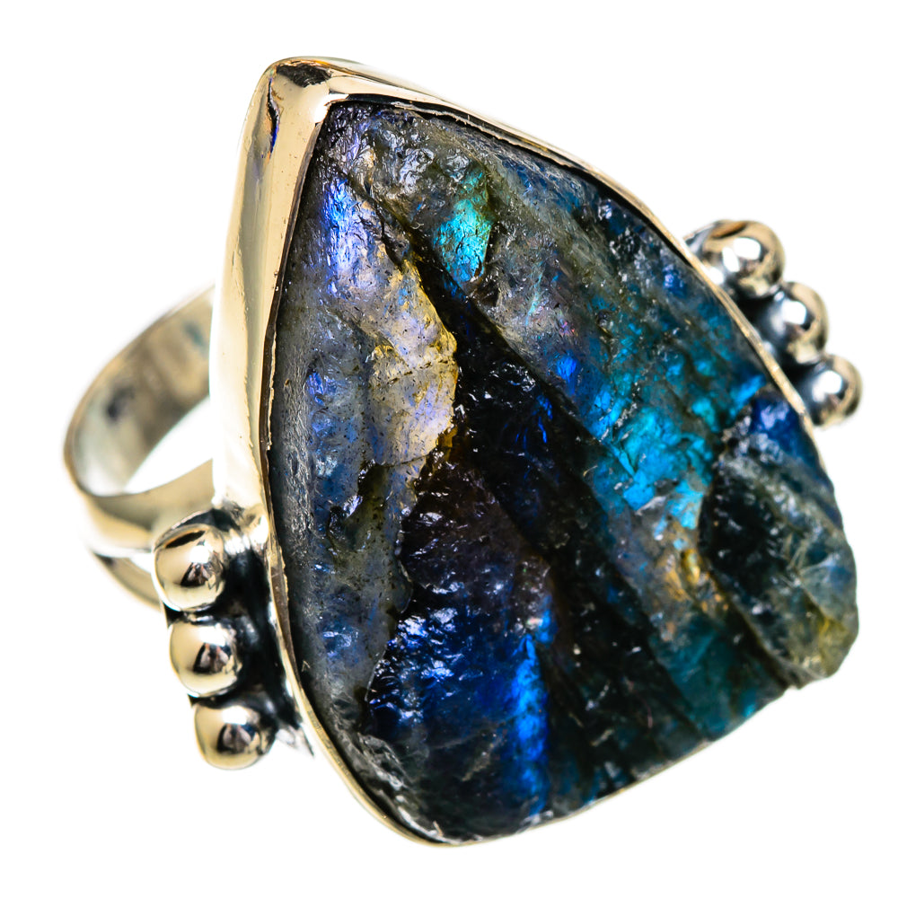 Labradorite Rings handcrafted by Anasilvercos - RING106909 - Photo 2