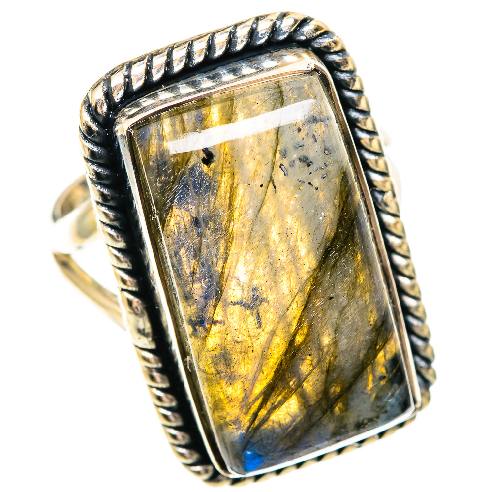 Labradorite Rings handcrafted by Anasilvercos - RING107723 - Photo 2
