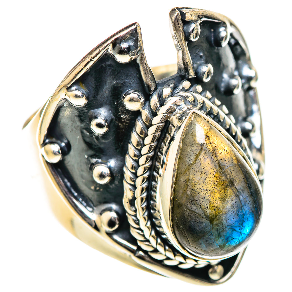 Labradorite Rings handcrafted by Anasilvercos - RING107770 - Photo 2