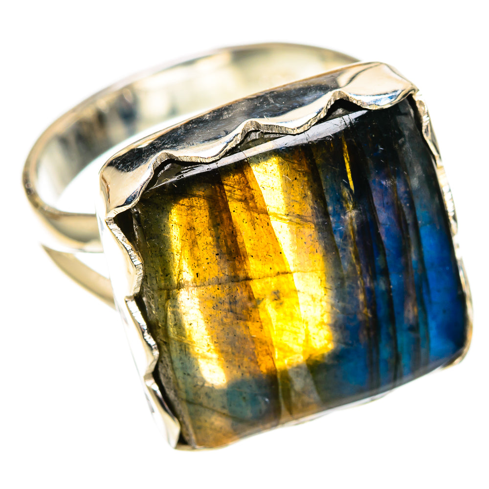 Labradorite Rings handcrafted by Anasilvercos - RING108669 - Photo 2
