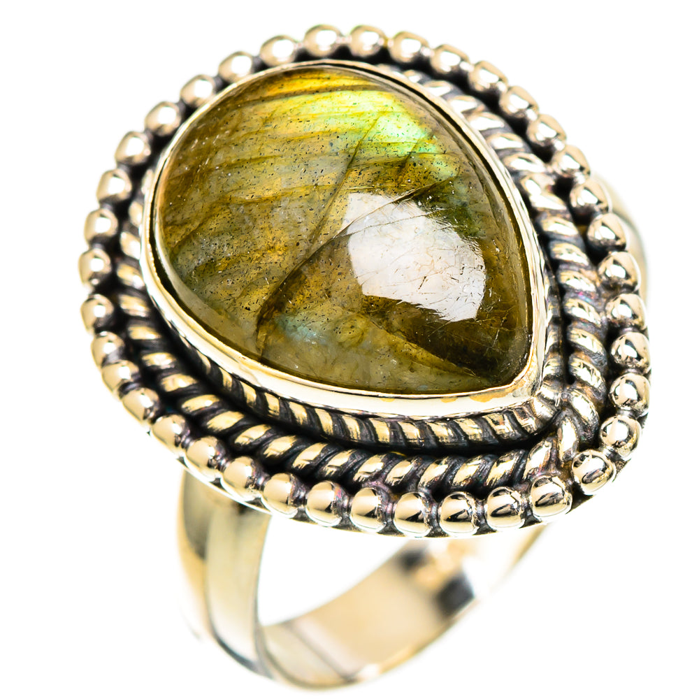 Labradorite Rings handcrafted by Anasilvercos - RING110008 - Photo 2