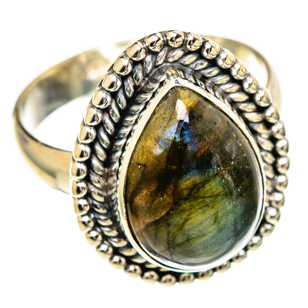 Labradorite Rings handcrafted by Anasilvercos - RING110174 - Photo 2