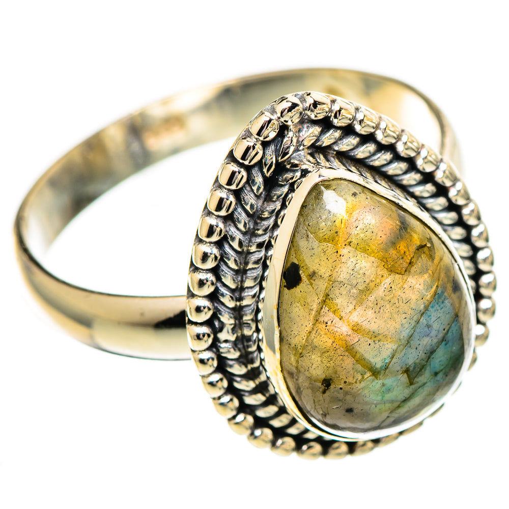 Labradorite Rings handcrafted by Anasilvercos - RING110202 - Photo 2