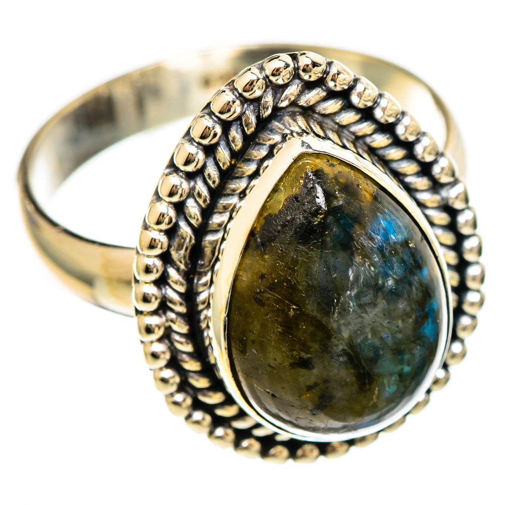 Labradorite Rings handcrafted by Anasilvercos - RING110478 - Photo 2