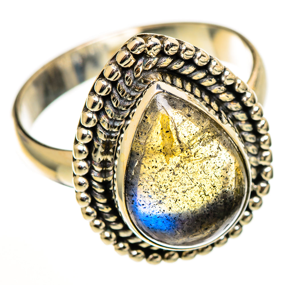 Labradorite Rings handcrafted by Anasilvercos - RING111110 - Photo 2