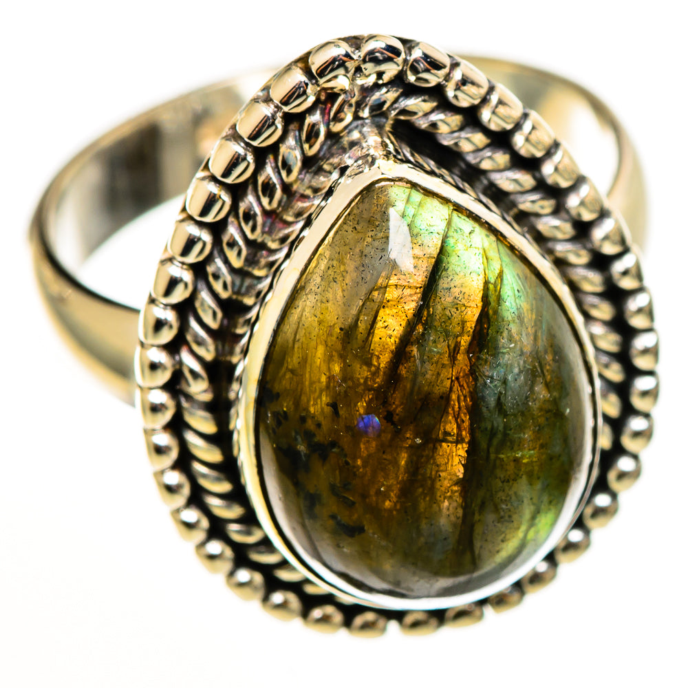Labradorite Rings handcrafted by Anasilvercos - RING112616 - Photo 2