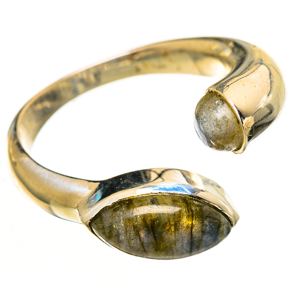 Labradorite Rings handcrafted by Anasilvercos - RING113084 - Photo 2