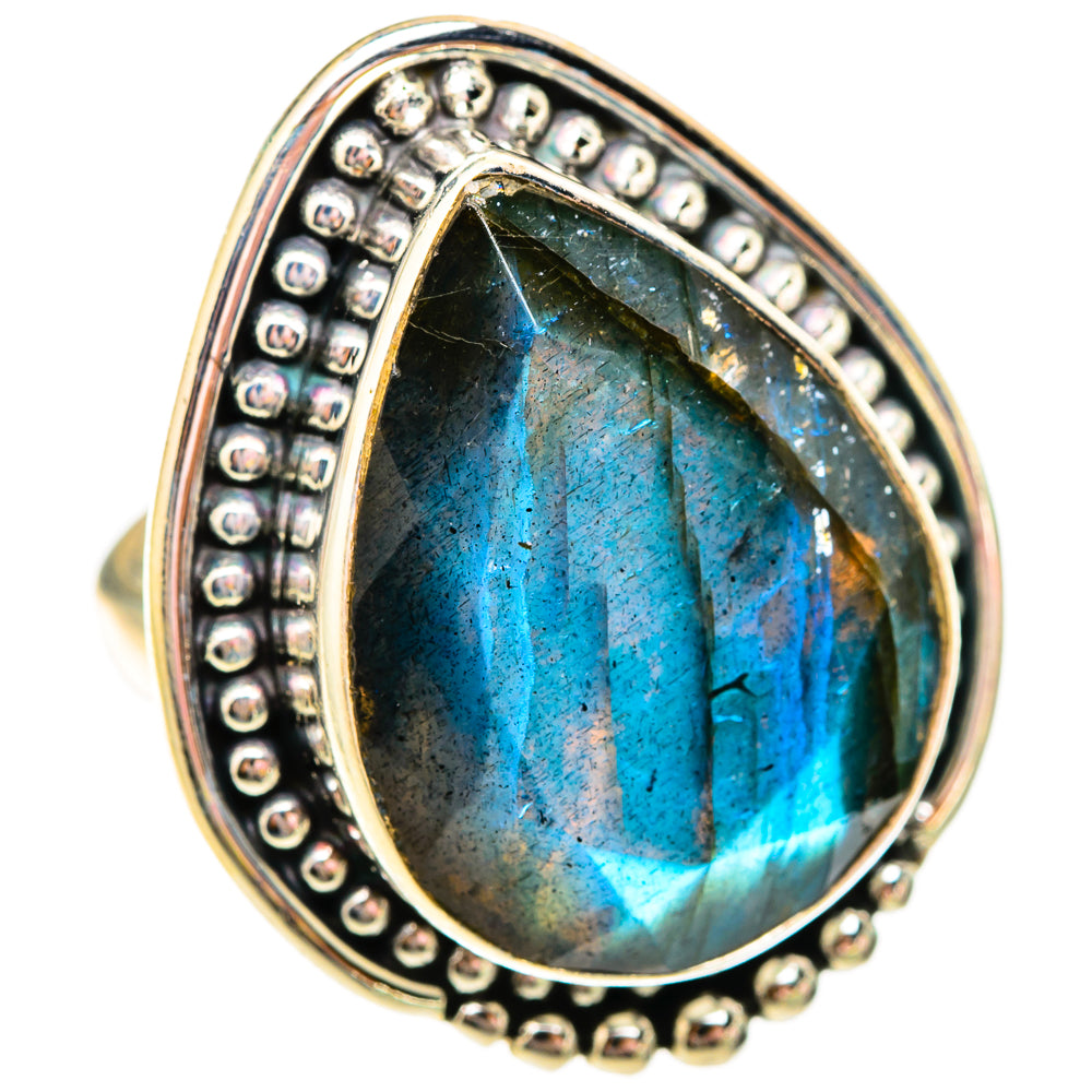Labradorite Rings handcrafted by Anasilvercos - RING117043 - Photo 2
