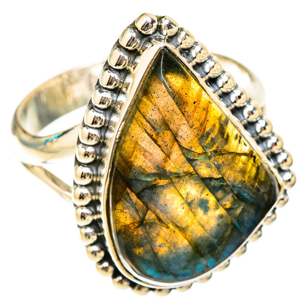Labradorite Rings handcrafted by Anasilvercos - RING119594 - Photo 2