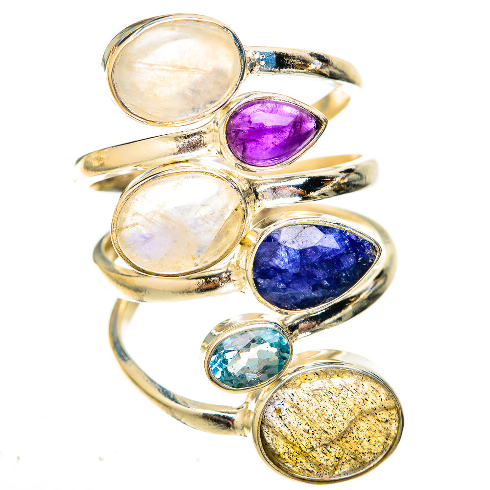 Labradorite Rings handcrafted by Anasilvercos - RING122913 - Photo 2