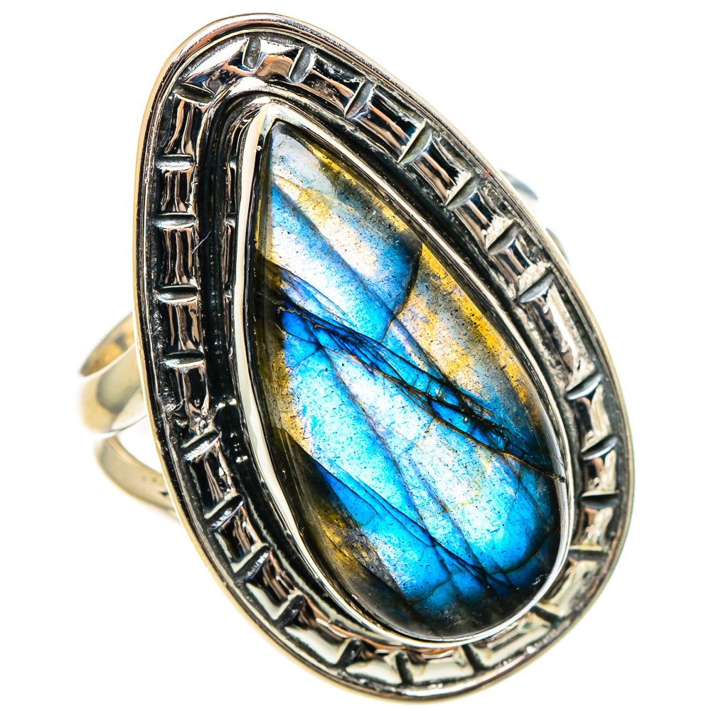 Labradorite Rings handcrafted by Anasilvercos - RING95629 - Photo 2