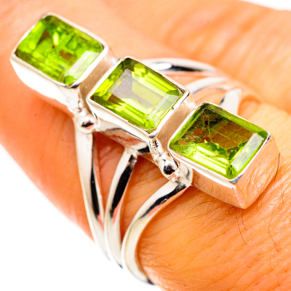 Peridot Ring Size 7.5 (925 Sterling Silver) RING134868