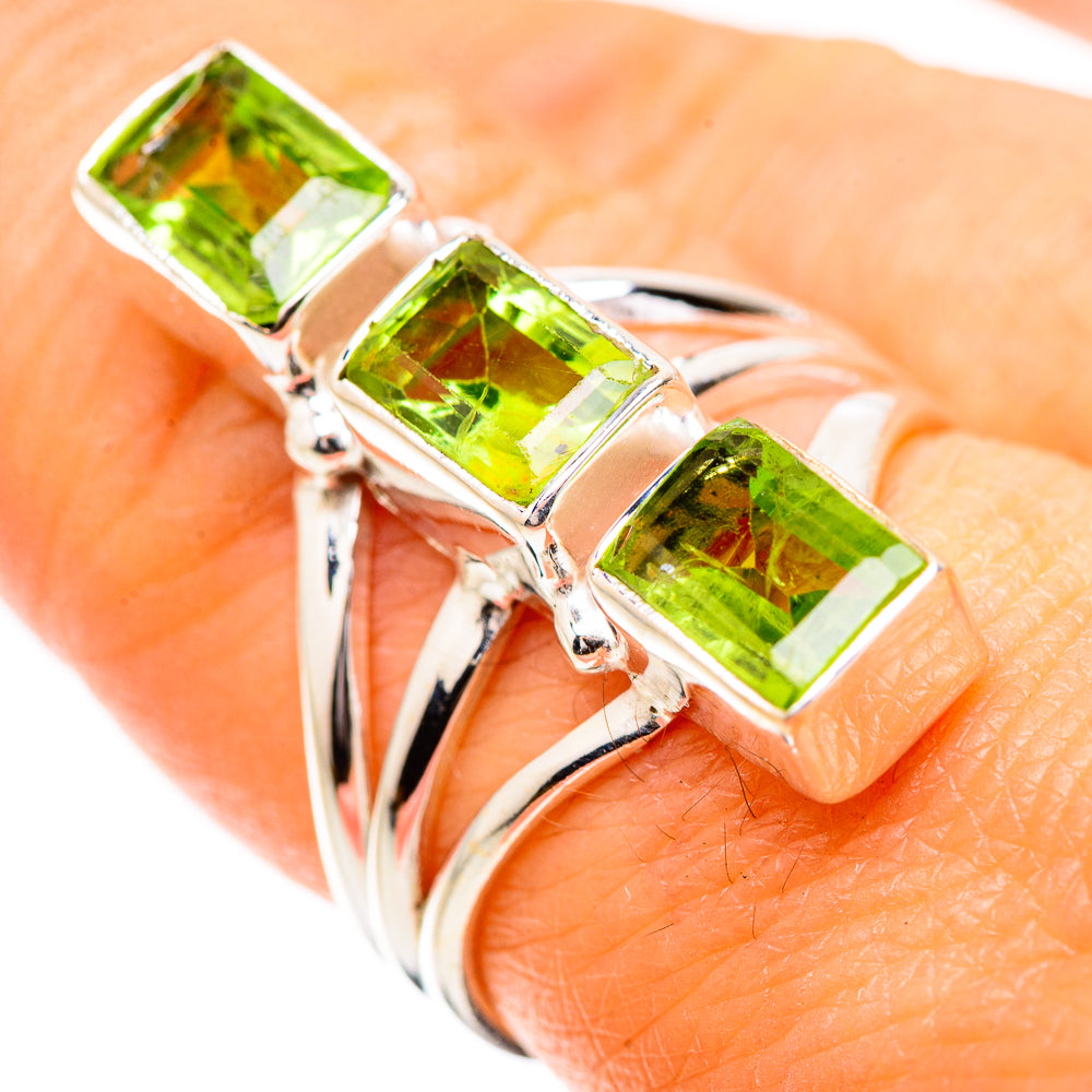 Peridot Ring Size 7.25 (925 Sterling Silver) RING135307