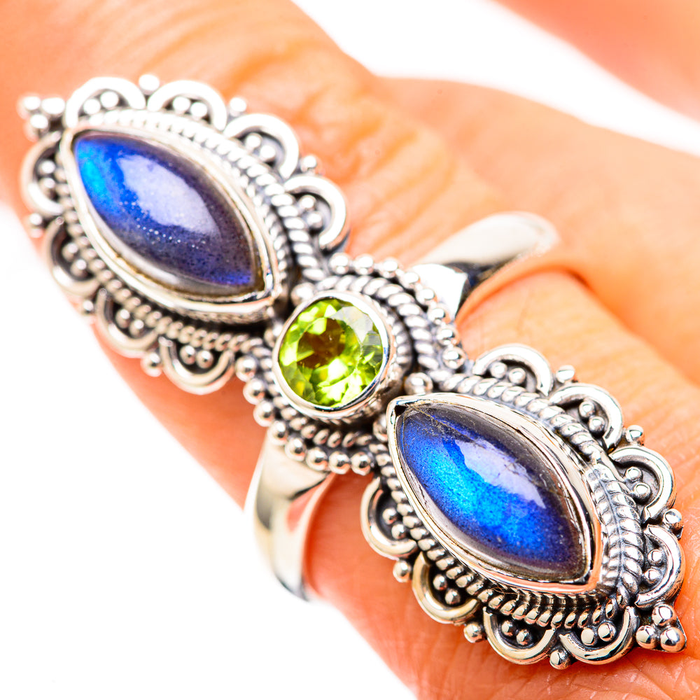 Large Labradorite, Peridot 925 Sterling Silver Ring Size 9 (925 Sterling Silver) RING137339
