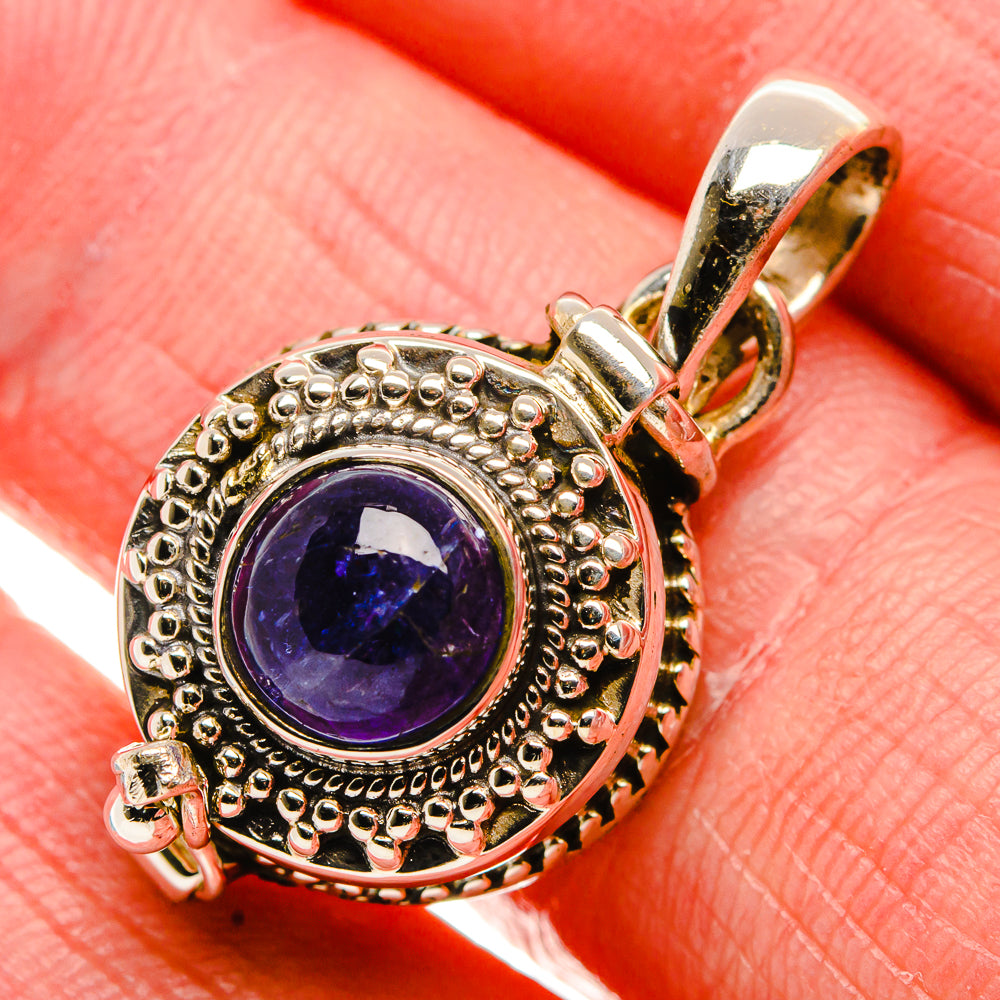 Poison Lapis Lazuli Pendant 1 1/8" (925 Sterling Silver) PD37487